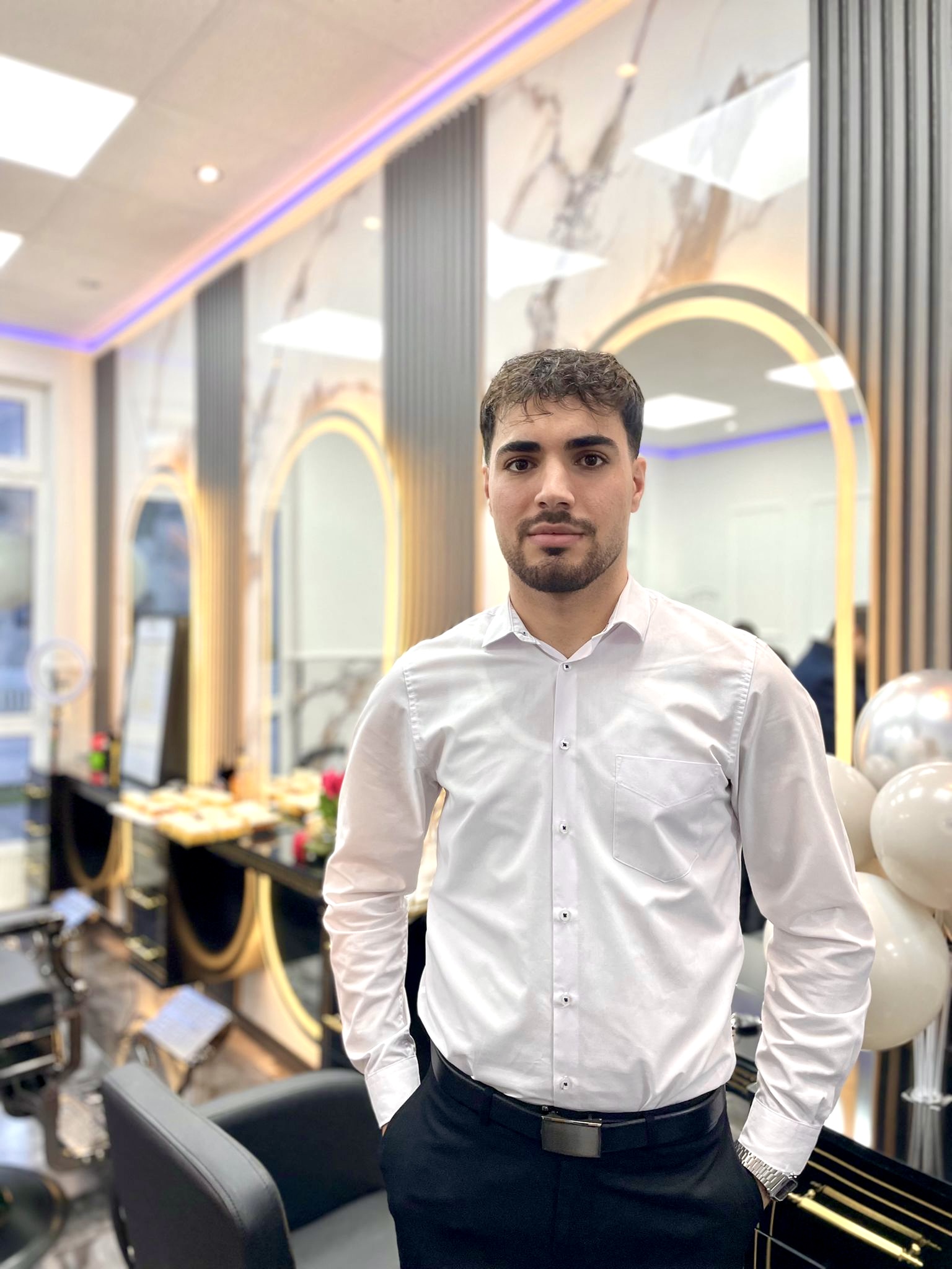 Domlify Friseursalon Mitarbeiter Domli Shamo