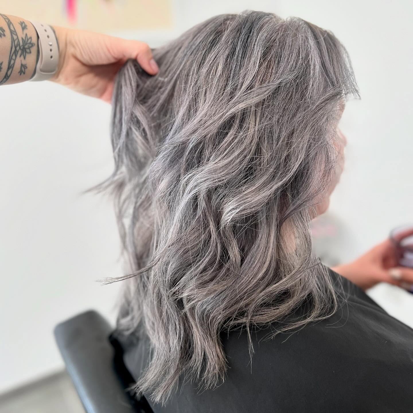 Friseur finden - FARBSPIEL